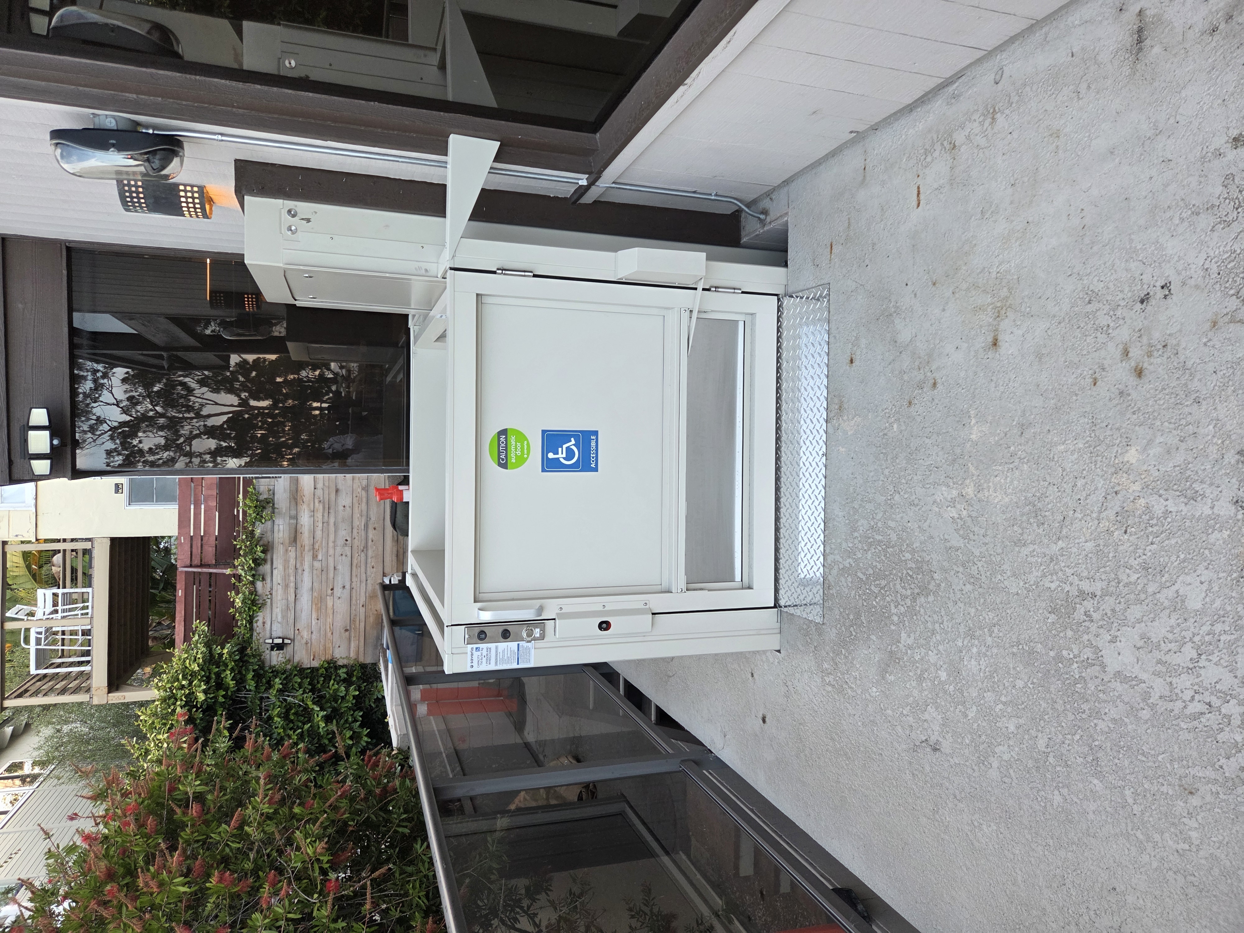 lift side view